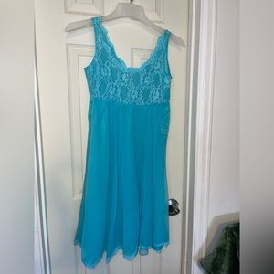 Vintage Lace Dress Beautiful Blue with tiny Flower Details